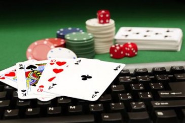 Who's Better at Safeguarding Players, Live or Online Poker Rooms?